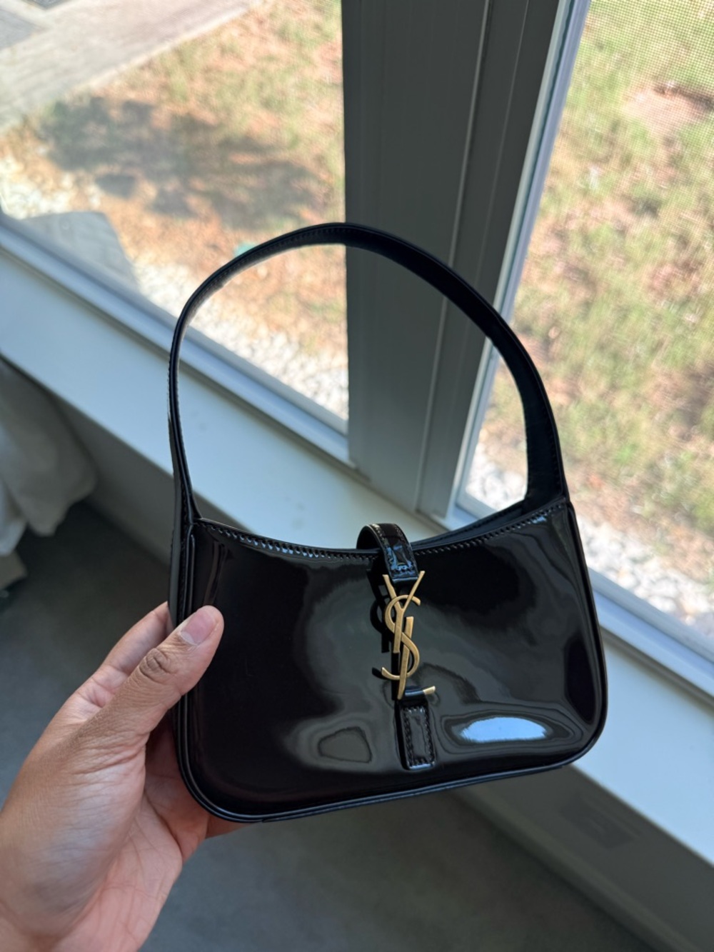 Saint Laurent chocolate Patent MINI LE 5 À 7